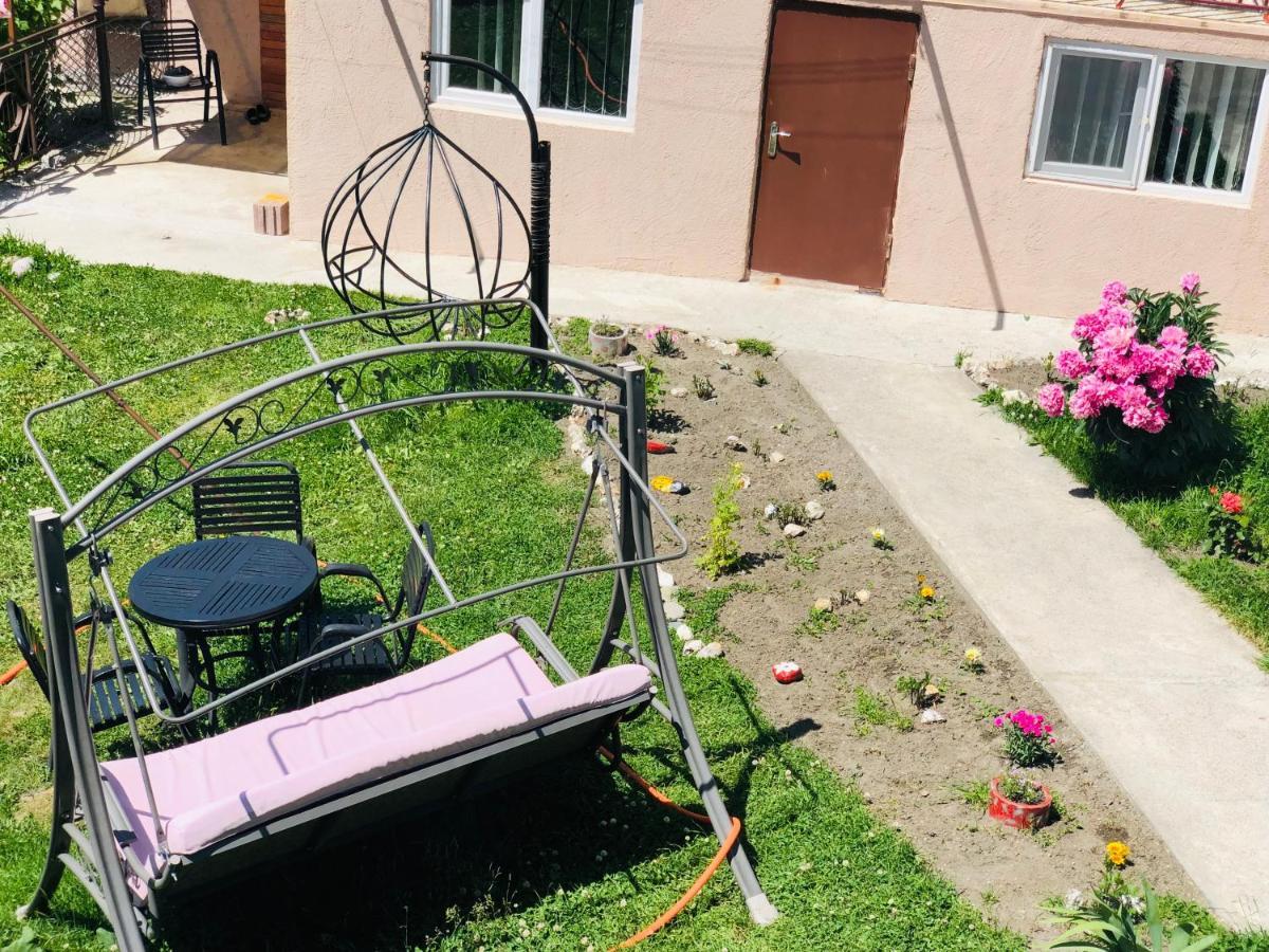 Guest House Chavchavadze N23 كازباجي المظهر الخارجي الصورة