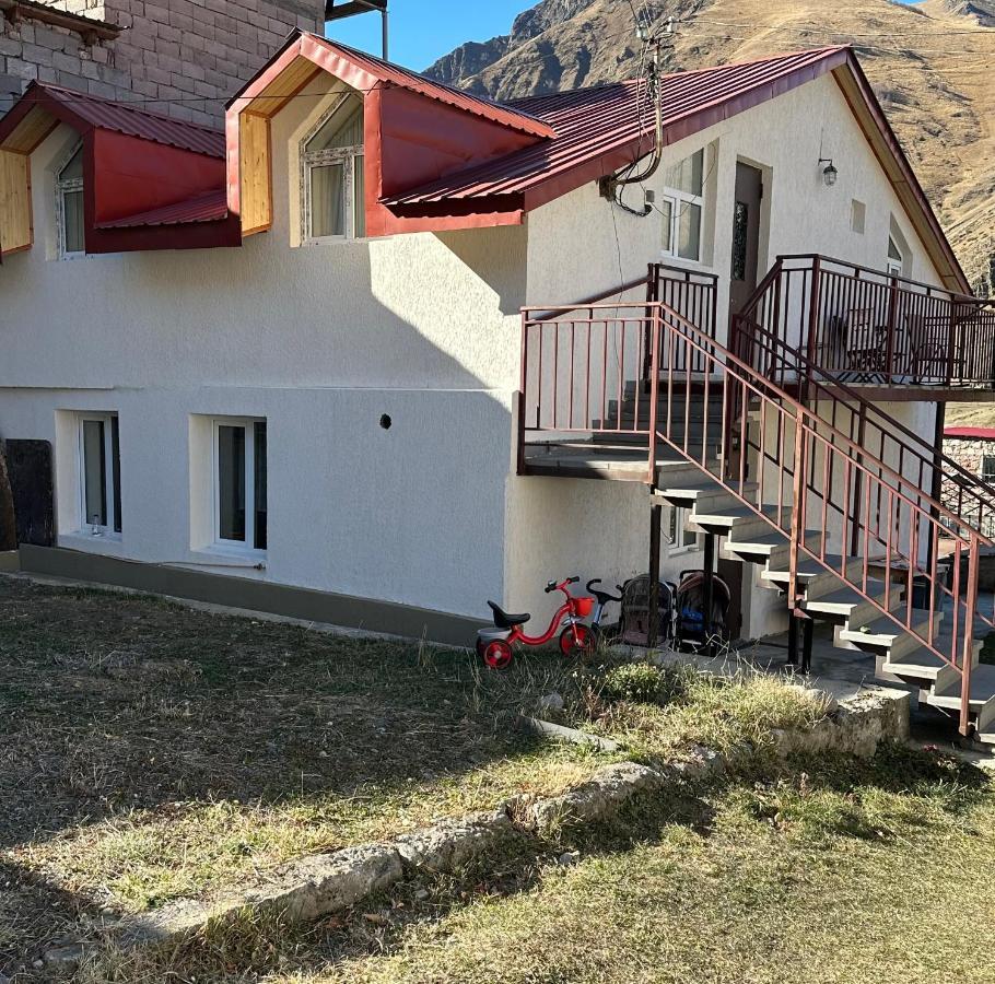 Guest House Chavchavadze N23 كازباجي المظهر الخارجي الصورة